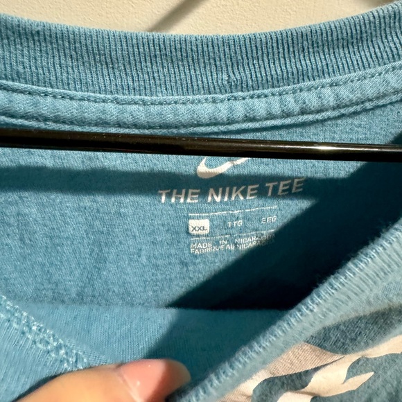 Men’s XXL Nike aqua blue short sleeve t-shirt. - Picture 2 of 3